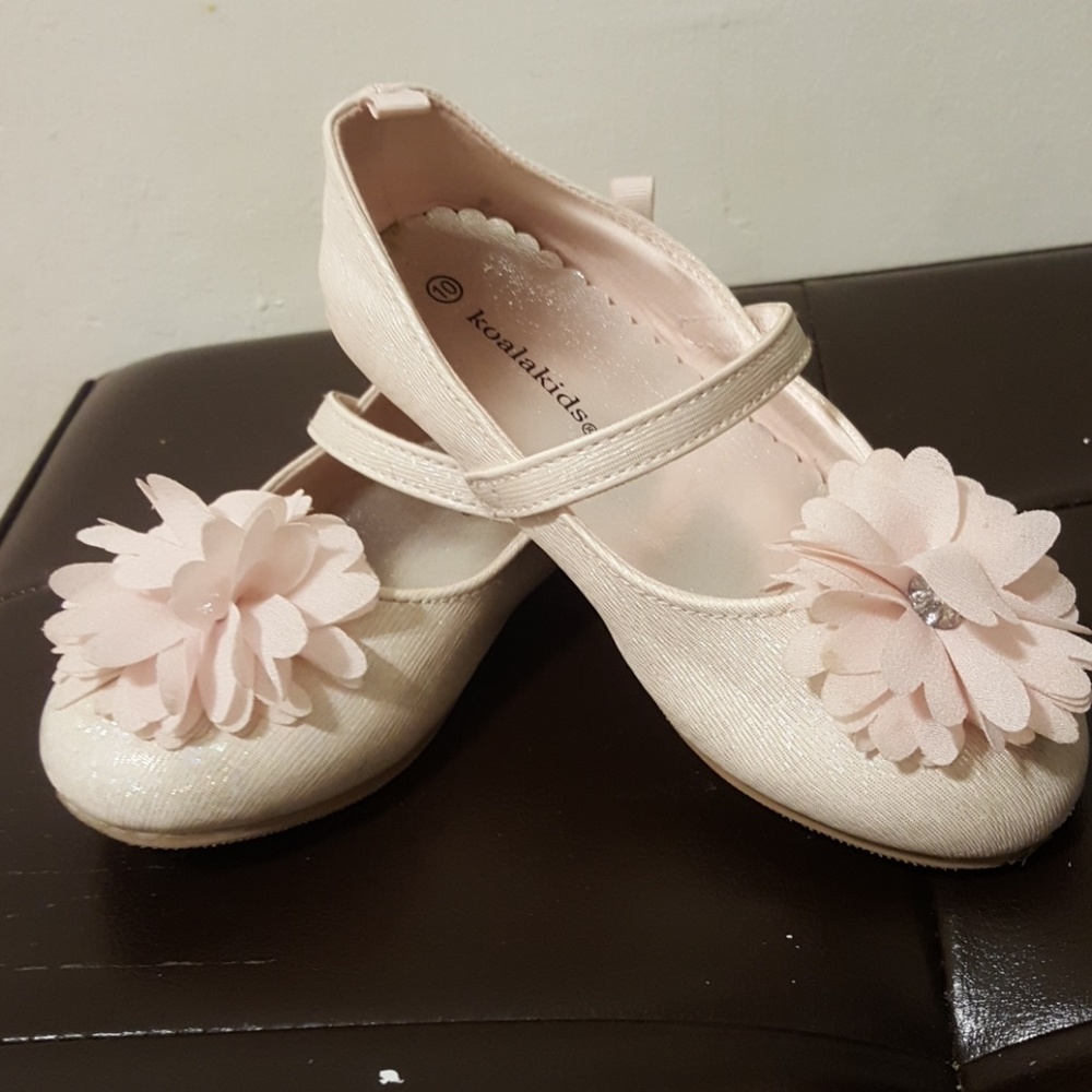 Toddler shoes
